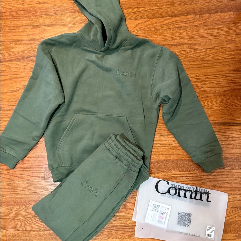 Comfrt Minimalist Hoodie/Straight Leg Sweatpants bundle.Forest Green,Small. NEW! - Picture 4 of 9